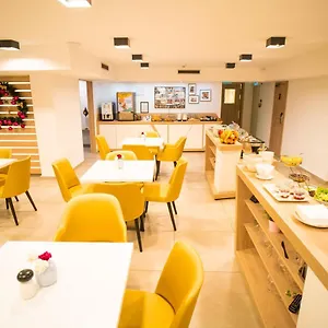 https://kvihotel-budapest.inbudapesthotels.com