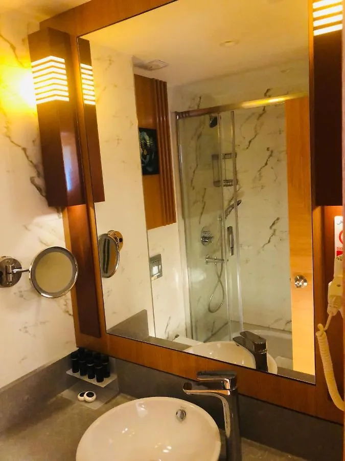 איסטמבול Maywood Hotel
