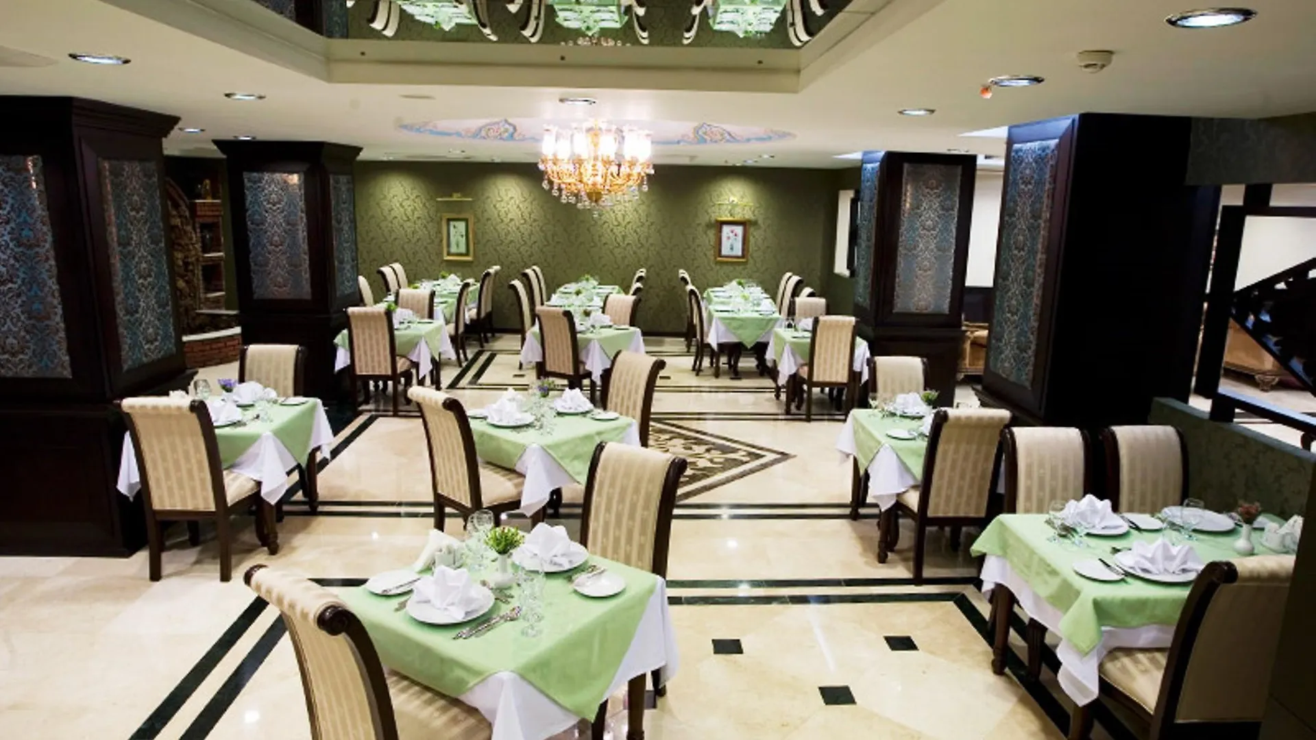 איסטמבול Maywood Hotel 4*,
